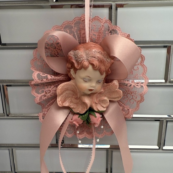 Vintage Victorian Inspired Sleeping Angel Cherub Wall Hanging Ornament - Picture 8 of 10